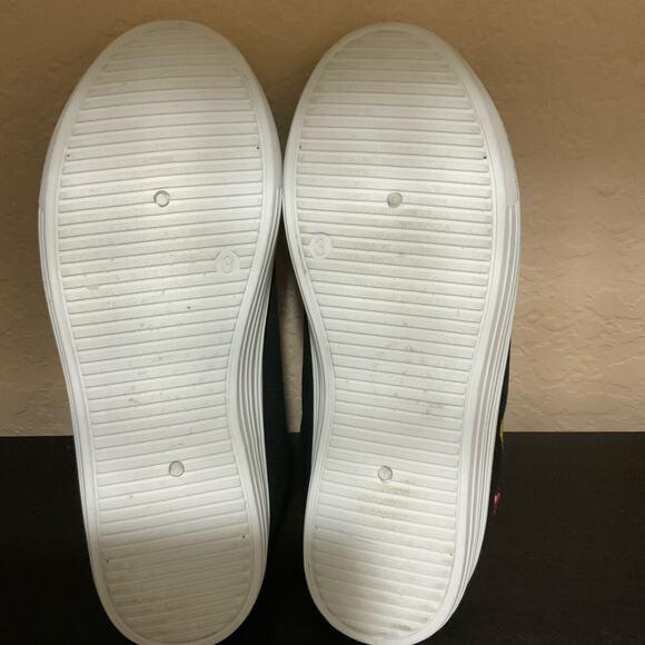 Limited Too Black Carly Emoji sneakers - Picture 3 of 6